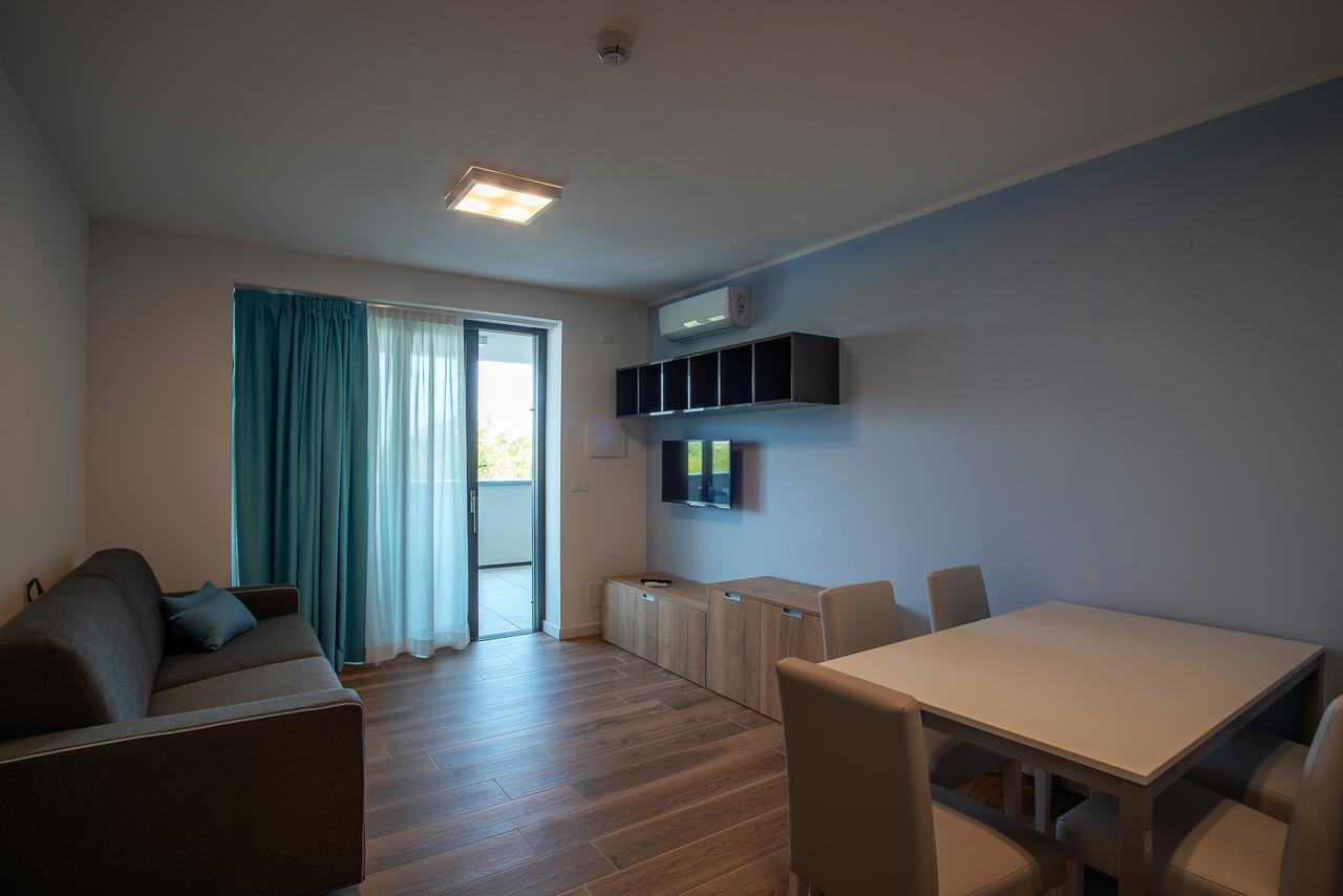 Aparthotel Miramare グラード エクステリア 写真